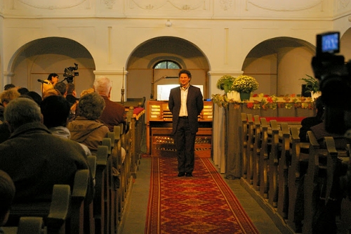 Az est folyamán a Református templomban Rákász Gergely koncertorgonista adott fantasztikus koncertet